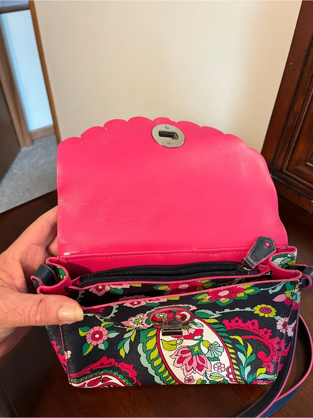 Vera Bradley Scalloped HipsterCrossbody with Pink & Green Floral Paisley Accents